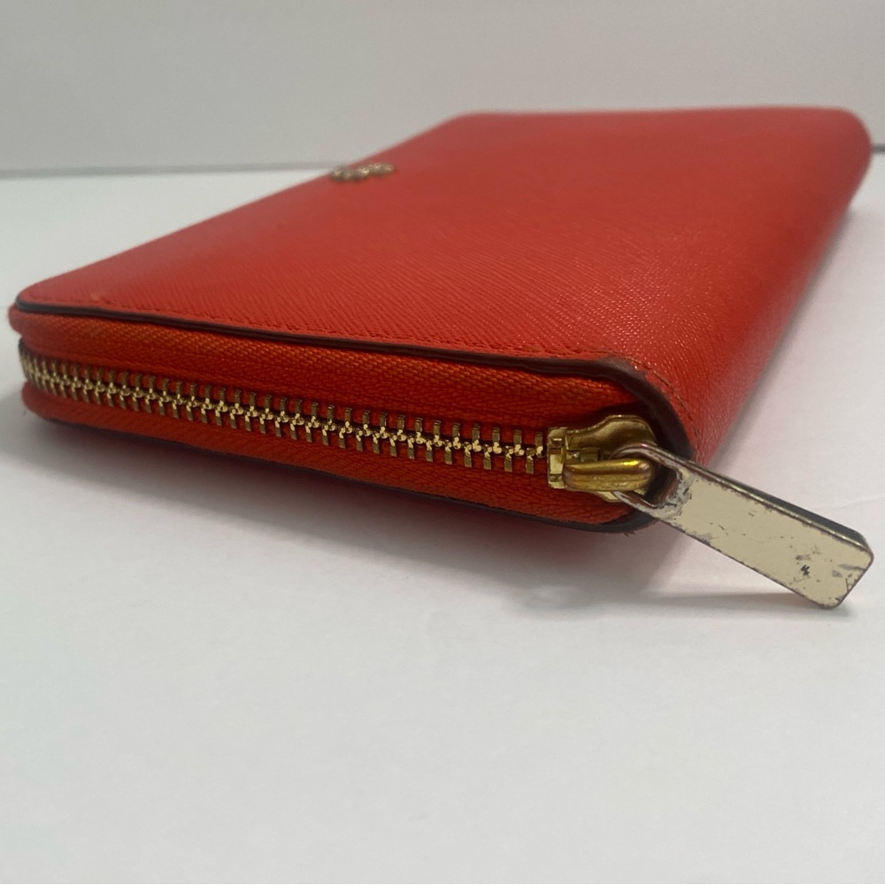 Tory Burch Zip-around Wallet - Picture 4 of 15